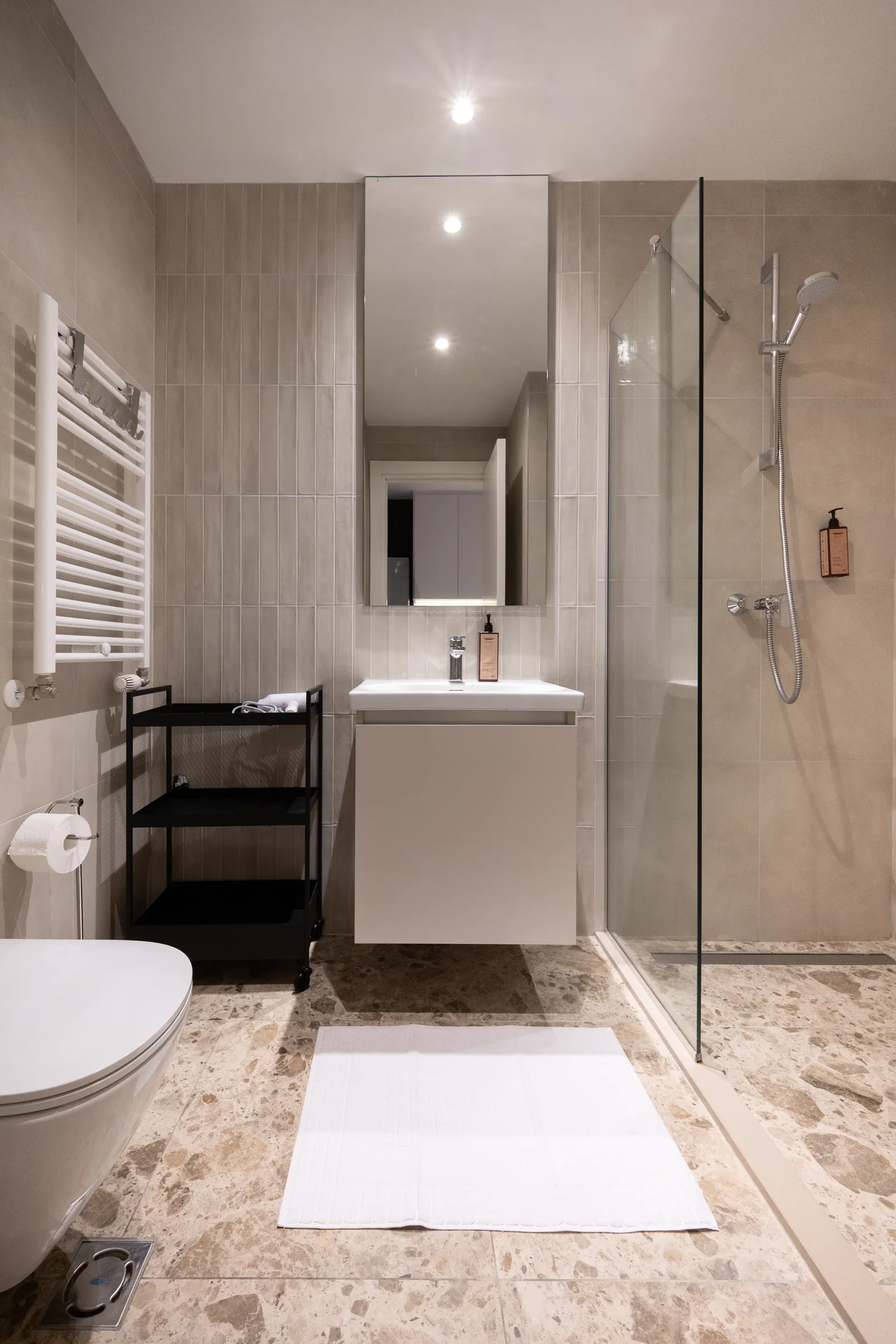 Apartman Fifth Apartment – fotografija 14